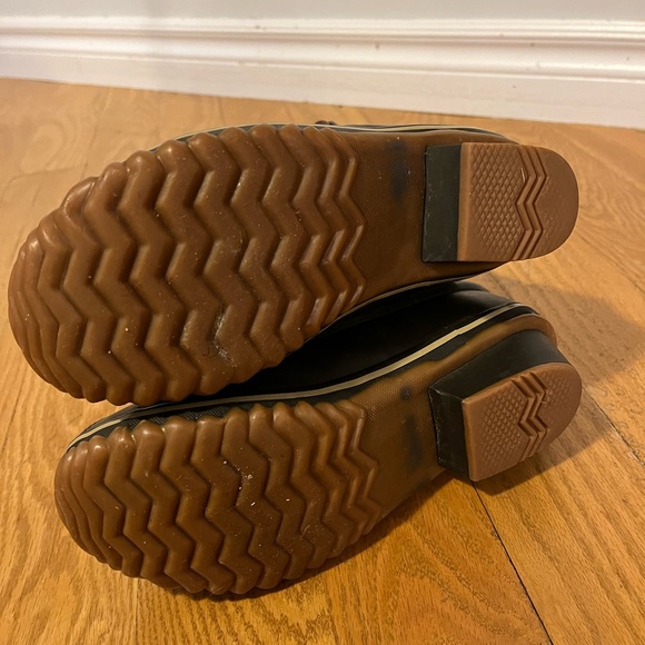 Sorel Duck Boots - Picture 4 of 5
